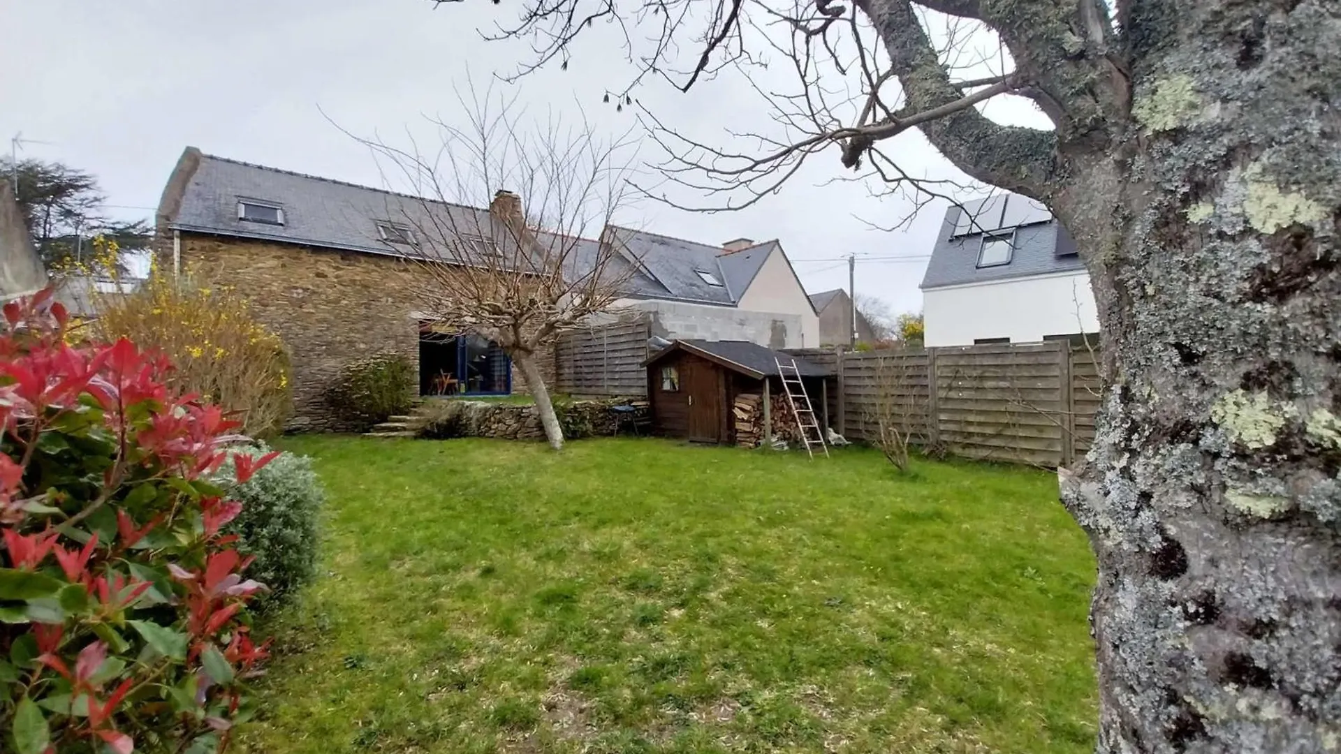 3-Bedroom House - Quiet Garden Sarzeau 0*,  France