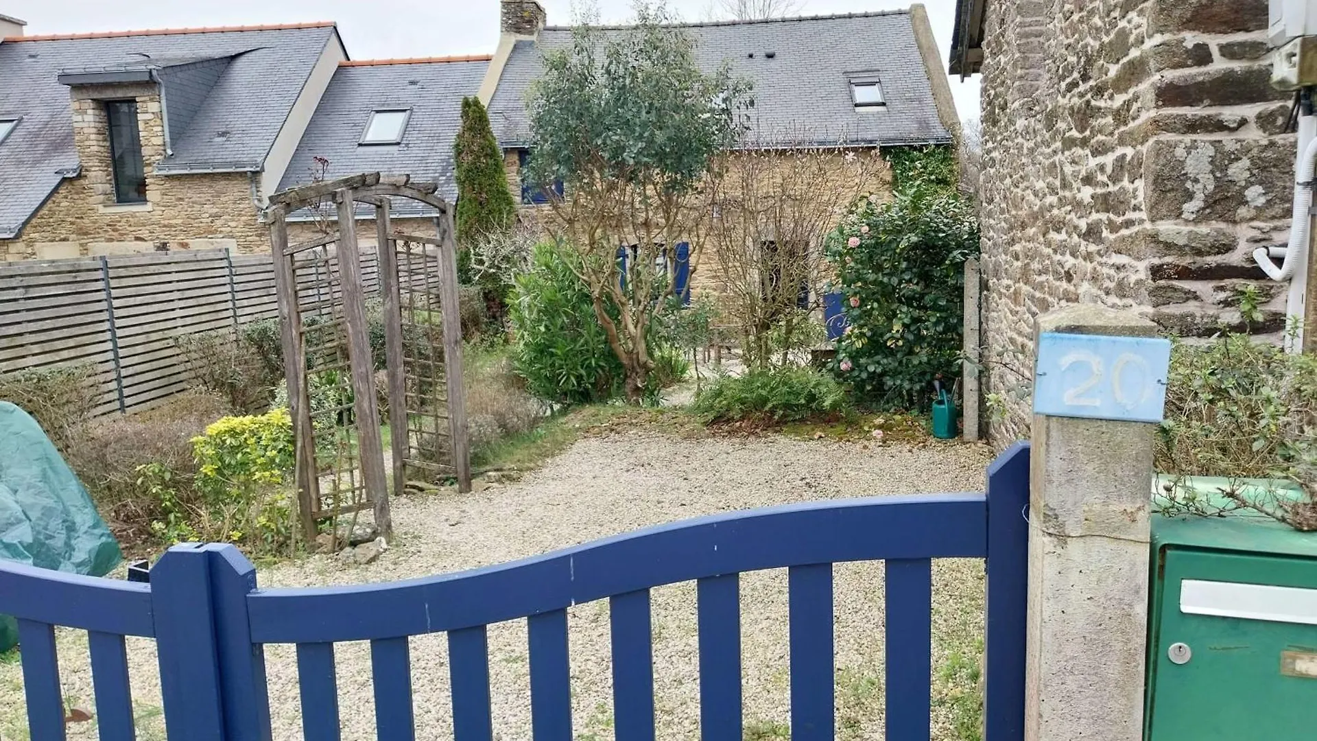 3-Bedroom House - Quiet Garden Sarzeau